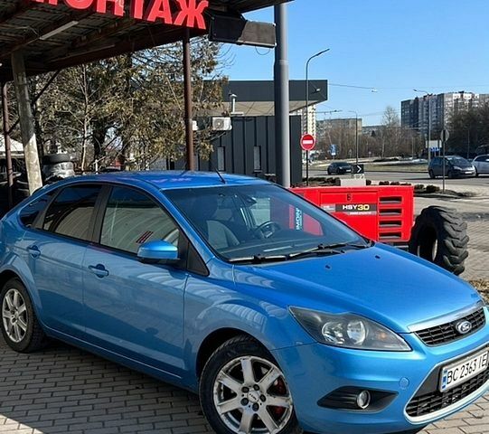 Синий Форд Фокус, объемом двигателя 1.75 л и пробегом 280 тыс. км за 5400 $, фото 1 на Automoto.ua