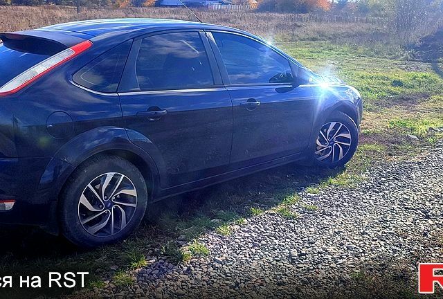 Форд Фокус 2009 у Полтаві на Automoto.ua Синій Форд Фокус, об'ємом двигуна 1.6 л та пробігом 261 тис. км за 6000 $, фото 1 на Automoto.ua