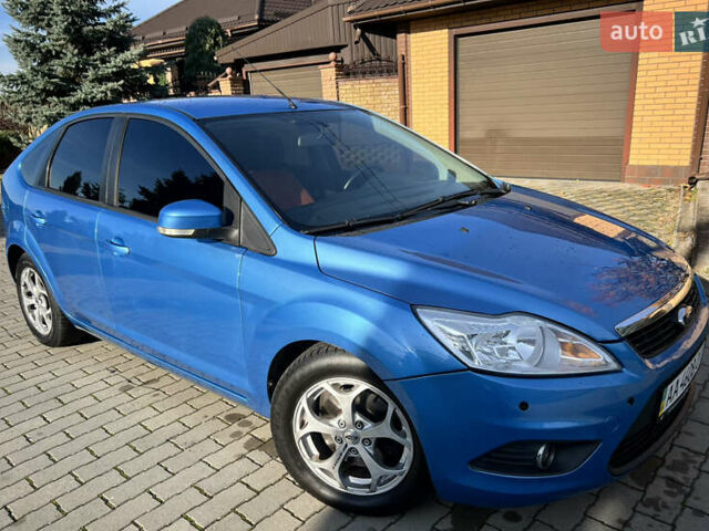 Синий Форд Фокус, объемом двигателя 2 л и пробегом 208 тыс. км за 6500 $, фото 1 на Automoto.ua