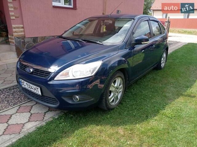 Синий Форд Фокус, объемом двигателя 1.4 л и пробегом 247 тыс. км за 5800 $, фото 1 на Automoto.ua