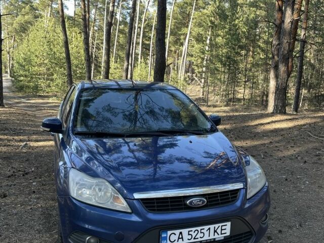 Синій Форд Фокус, об'ємом двигуна 1.6 л та пробігом 300 тис. км за 5200 $, фото 1 на Automoto.ua