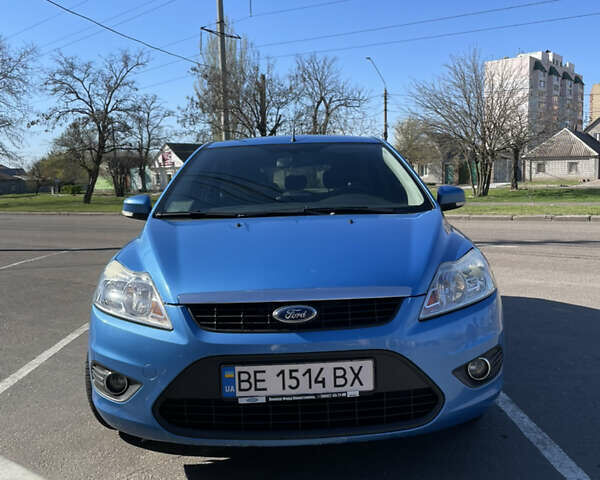 Синий Форд Фокус, объемом двигателя 1.6 л и пробегом 160 тыс. км за 5200 $, фото 1 на Automoto.ua