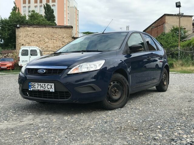 Синій Форд Фокус, об'ємом двигуна 14 л та пробігом 213 тис. км за 5800 $, фото 1 на Automoto.ua