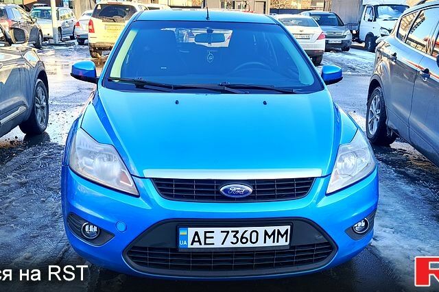 Синий Форд Фокус, объемом двигателя 1.6 л и пробегом 223 тыс. км за 6700 $, фото 1 на Automoto.ua