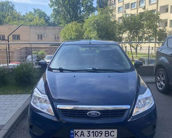 Синій Форд Фокус, об'ємом двигуна 1.39 л та пробігом 111 тис. км за 6000 $, фото 1 на Automoto.ua