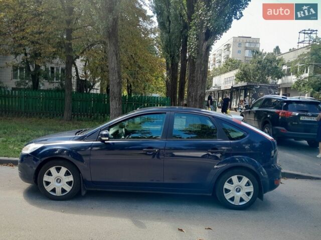 Синий Форд Фокус, объемом двигателя 1.39 л и пробегом 202 тыс. км за 5600 $, фото 1 на Automoto.ua