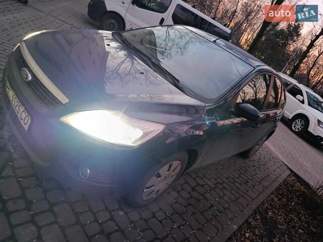 Синий Форд Фокус, объемом двигателя 1.4 л и пробегом 170 тыс. км за 4500 $, фото 1 на Automoto.ua