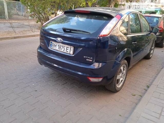 Синий Форд Фокус, объемом двигателя 1.6 л и пробегом 185 тыс. км за 4500 $, фото 1 на Automoto.ua