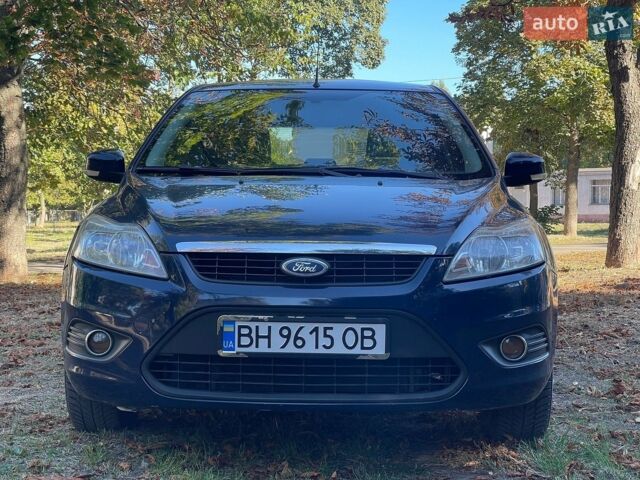Синий Форд Фокус, объемом двигателя 1.6 л и пробегом 174 тыс. км за 5800 $, фото 1 на Automoto.ua
