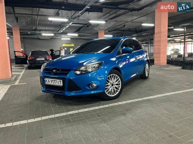 Синій Форд Фокус, об'ємом двигуна 2 л та пробігом 233 тис. км за 6300 $, фото 1 на Automoto.ua