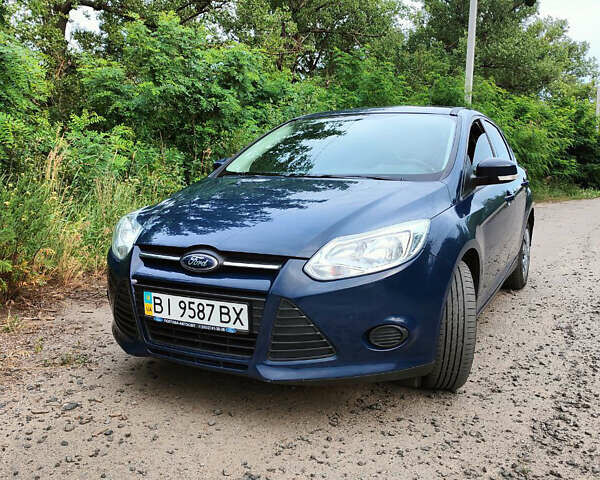 Синій Форд Фокус, об'ємом двигуна 1 л та пробігом 116 тис. км за 7300 $, фото 1 на Automoto.ua