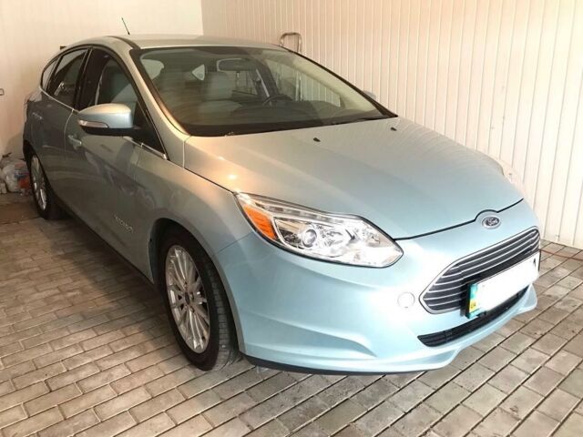 Синій Форд Фокус, об'ємом двигуна 0 л та пробігом 61 тис. км за 13100 $, фото 1 на Automoto.ua