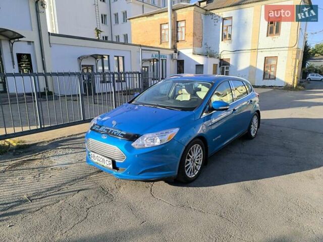 Синий Форд Фокус, объемом двигателя 0 л и пробегом 49 тыс. км за 10500 $, фото 1 на Automoto.ua