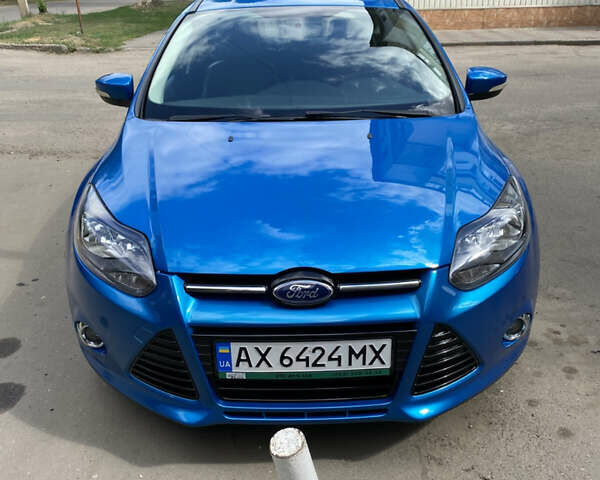 Синий Форд Фокус, объемом двигателя 2 л и пробегом 121 тыс. км за 10300 $, фото 1 на Automoto.ua