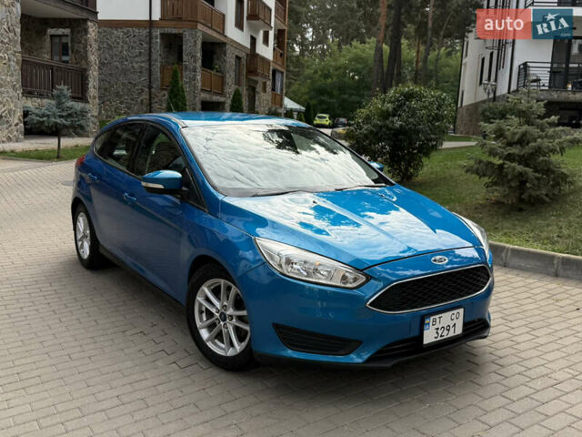 Синій Форд Фокус, об'ємом двигуна 2 л та пробігом 195 тис. км за 6850 $, фото 1 на Automoto.ua