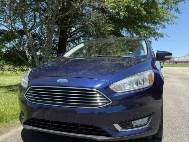 Синий Форд Фокус, объемом двигателя 2 л и пробегом 129 тыс. км за 5000 $, фото 1 на Automoto.ua