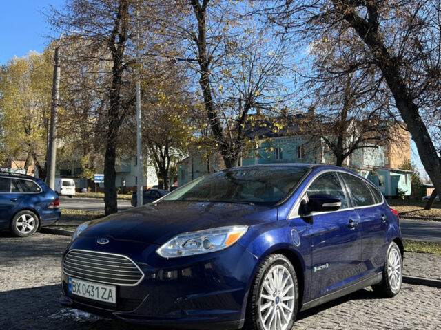 Синий Форд Фокус, объемом двигателя 0 л и пробегом 151 тыс. км за 5499 $, фото 1 на Automoto.ua