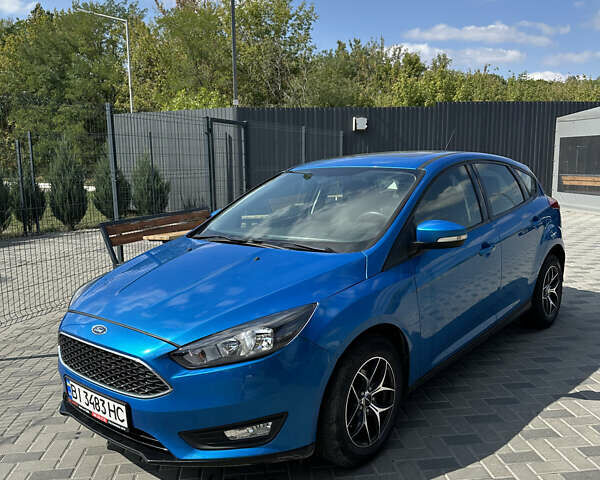 Синій Форд Фокус, об'ємом двигуна 1 л та пробігом 108 тис. км за 7500 $, фото 1 на Automoto.ua