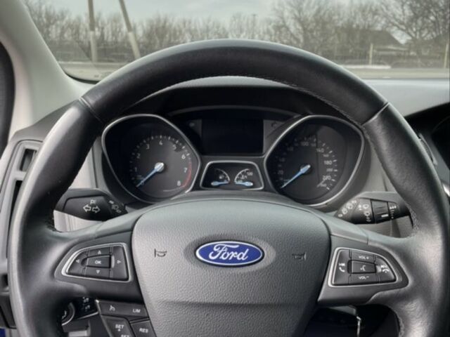 Синий Форд Фокус, объемом двигателя 1 л и пробегом 106 тыс. км за 8900 $, фото 1 на Automoto.ua