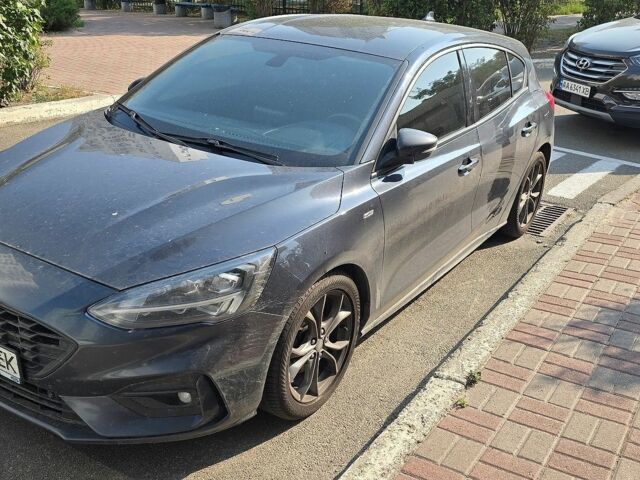 Синій Форд Фокус, об'ємом двигуна 1.5 л та пробігом 146 тис. км за 10000 $, фото 1 на Automoto.ua