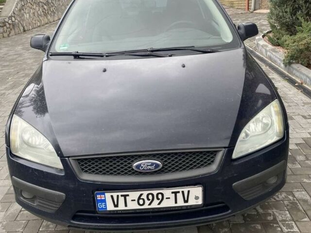 Синий Форд Фокус, объемом двигателя 0 л и пробегом 137 тыс. км за 1800 $, фото 1 на Automoto.ua