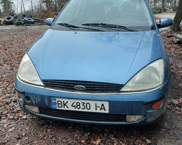 Синій Форд Фокус, об'ємом двигуна 1.8 л та пробігом 356 тис. км за 1650 $, фото 1 на Automoto.ua