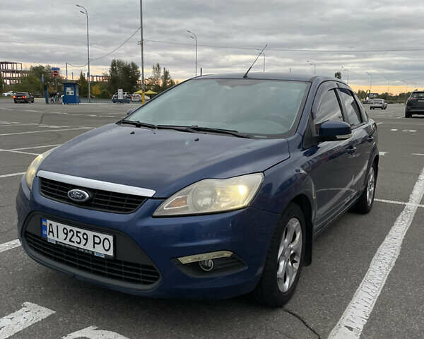 Синий Форд Фокус, объемом двигателя 1.6 л и пробегом 314 тыс. км за 5200 $, фото 1 на Automoto.ua