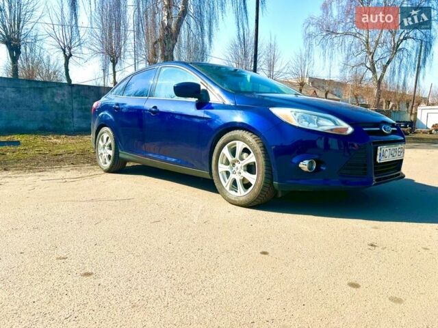 Синий Форд Фокус, объемом двигателя 2 л и пробегом 270 тыс. км за 6000 $, фото 1 на Automoto.ua