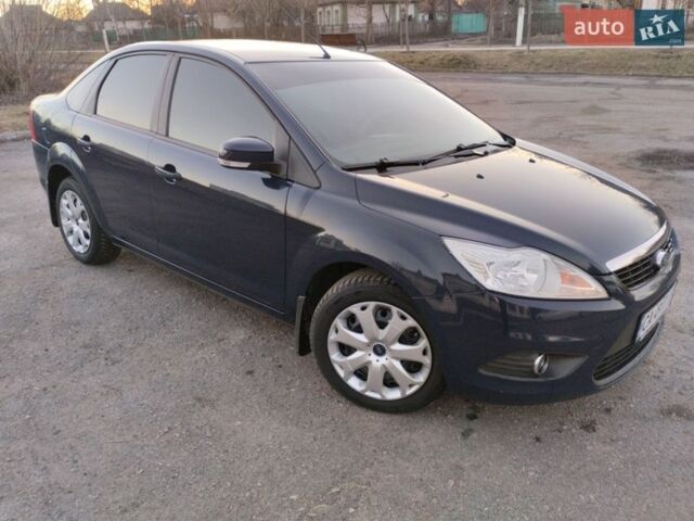 Синий Форд Фокус, объемом двигателя 1.6 л и пробегом 103 тыс. км за 8300 $, фото 1 на Automoto.ua