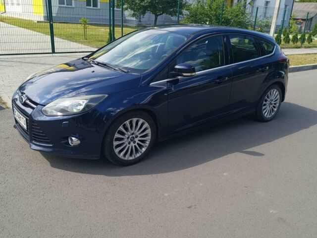 Синій Форд Фокус, об'ємом двигуна 2 л та пробігом 250 тис. км за 7700 $, фото 1 на Automoto.ua