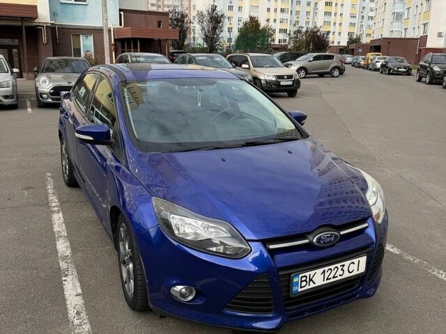 Синій Форд Фокус, об'ємом двигуна 2 л та пробігом 135 тис. км за 7700 $, фото 1 на Automoto.ua