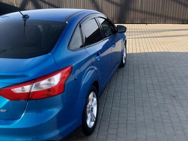 Синий Форд Фокус, объемом двигателя 2 л и пробегом 166 тыс. км за 7800 $, фото 1 на Automoto.ua