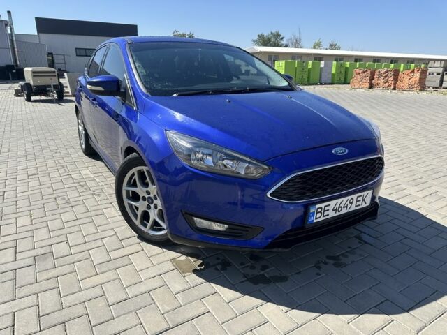 Синій Форд Фокус, об'ємом двигуна 2 л та пробігом 240 тис. км за 8009 $, фото 1 на Automoto.ua