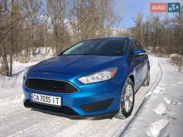 Синій Форд Фокус, об'ємом двигуна 2 л та пробігом 198 тис. км за 8600 $, фото 1 на Automoto.ua