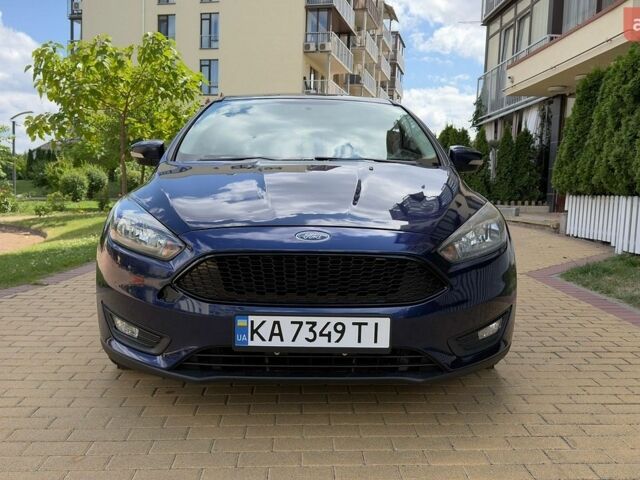 Синій Форд Фокус, об'ємом двигуна 2 л та пробігом 141 тис. км за 8300 $, фото 1 на Automoto.ua