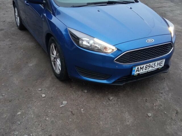 Синій Форд Фокус, об'ємом двигуна 2 л та пробігом 83 тис. км за 9000 $, фото 1 на Automoto.ua