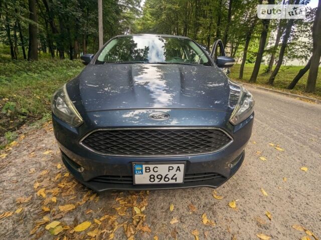 Синій Форд Фокус, об'ємом двигуна 2 л та пробігом 139 тис. км за 9000 $, фото 1 на Automoto.ua