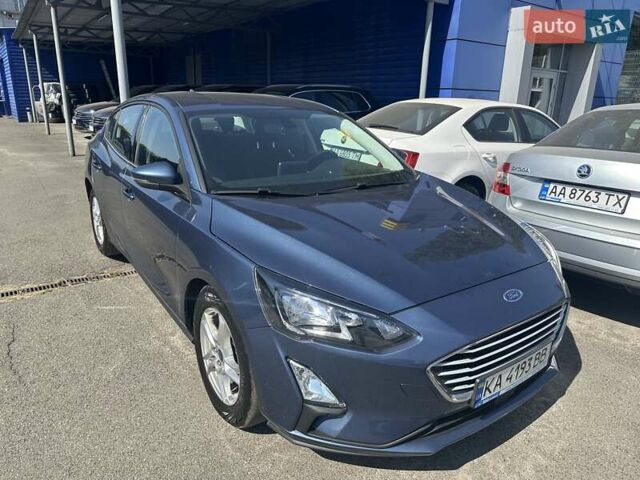 Синій Форд Фокус, об'ємом двигуна 1.5 л та пробігом 60 тис. км за 16662 $, фото 1 на Automoto.ua