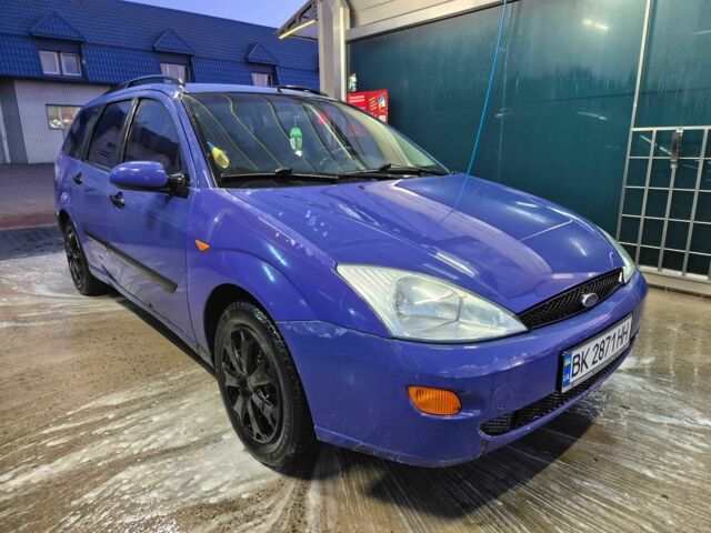 Синий Форд Фокус, объемом двигателя 1.8 л и пробегом 392 тыс. км за 2500 $, фото 1 на Automoto.ua