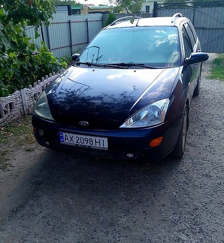 Синій Форд Фокус, об'ємом двигуна 1.6 л та пробігом 0 тис. км за 3000 $, фото 1 на Automoto.ua