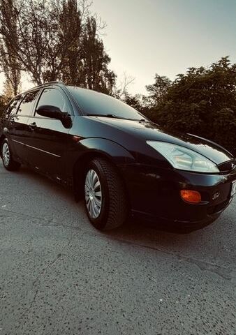 Синий Форд Фокус, объемом двигателя 0 л и пробегом 300 тыс. км за 1500 $, фото 1 на Automoto.ua