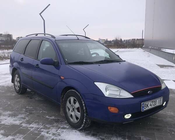 Синій Форд Фокус, об'ємом двигуна 1.8 л та пробігом 374 тис. км за 2850 $, фото 1 на Automoto.ua