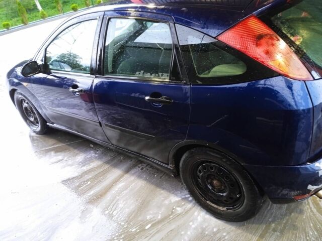 Синій Форд Фокус, об'ємом двигуна 0 л та пробігом 1 тис. км за 700 $, фото 1 на Automoto.ua