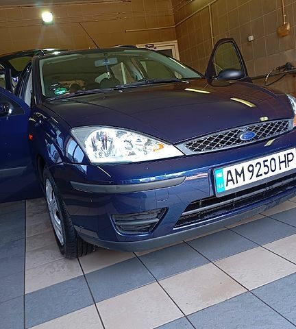 Синій Форд Фокус, об'ємом двигуна 1.6 л та пробігом 159 тис. км за 4000 $, фото 1 на Automoto.ua