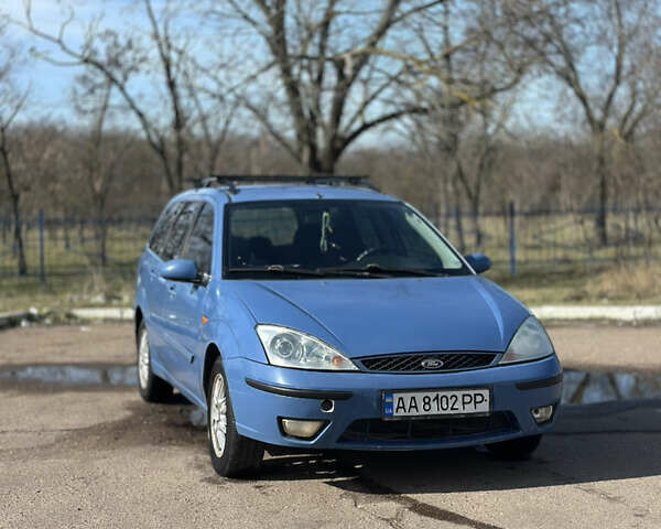 Синий Форд Фокус, объемом двигателя 1.8 л и пробегом 302 тыс. км за 2350 $, фото 1 на Automoto.ua