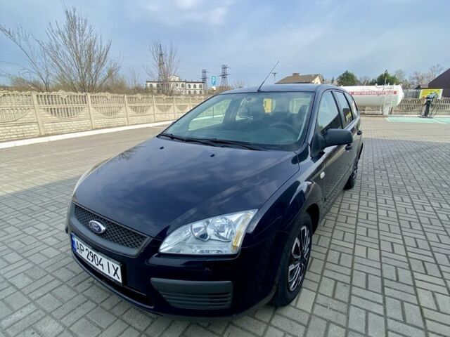 Синий Форд Фокус, объемом двигателя 1.4 л и пробегом 225 тыс. км за 4100 $, фото 1 на Automoto.ua