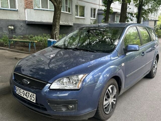 Синий Форд Фокус, объемом двигателя 1.6 л и пробегом 300 тыс. км за 2100 $, фото 1 на Automoto.ua