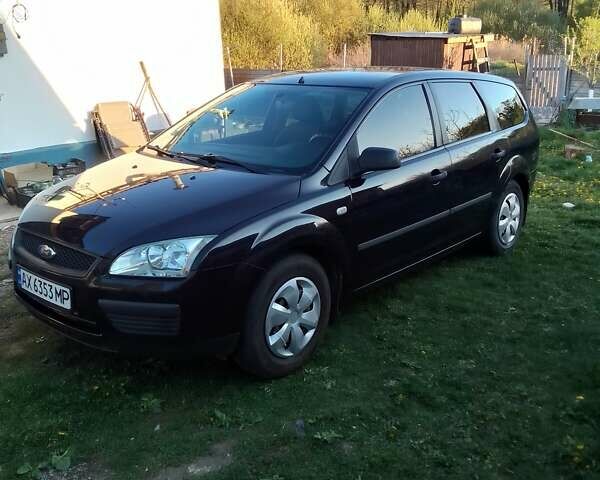 Синий Форд Фокус, объемом двигателя 1.4 л и пробегом 275 тыс. км за 4300 $, фото 1 на Automoto.ua