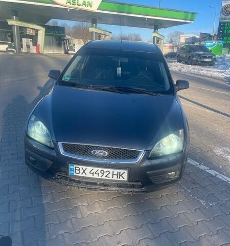 Синий Форд Фокус, объемом двигателя 1.6 л и пробегом 315 тыс. км за 3800 $, фото 1 на Automoto.ua