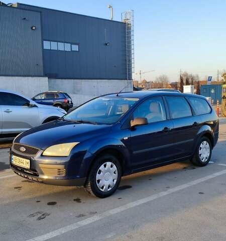 Синий Форд Фокус, объемом двигателя 1.6 л и пробегом 266 тыс. км за 4900 $, фото 1 на Automoto.ua